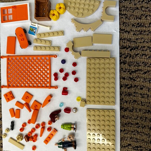 LEGO FRIENDS: Mia's Tree House (41335) Retired Incomplete - Picture 4 of 8